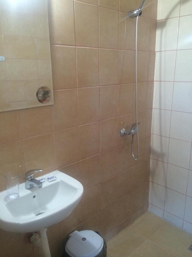 Guest Rooms Venera Primorsko Exterior photo